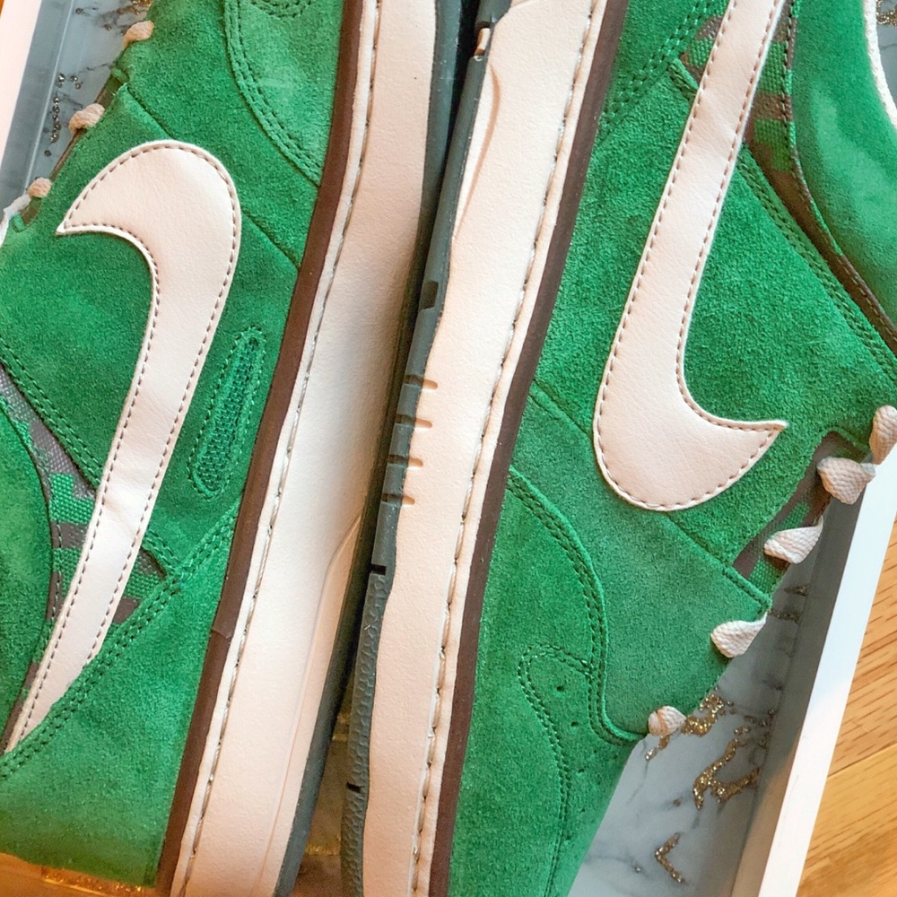 SOLD | Green/white Suede Air Zoom Cush RARE | Nike - Picture 5 of 8